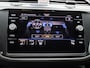 Volkswagen Tiguan 1.5 TSI Life | Automaat | LMV | Climate control | Camera | Stoel/Stuur verwarming | Navigatie | Bluetooth | Adaptive cruise | Parkeer sensoren | Apple carplay | Virtual cockpit | Trekhaak