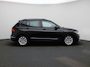 Volkswagen Tiguan 1.5 TSI Life | Automaat | LMV | Climate control | Camera | Stoel/Stuur verwarming | Navigatie | Bluetooth | Adaptive cruise | Parkeer sensoren | Apple carplay | Virtual cockpit | Trekhaak