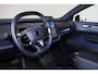 Volvo EX30 Extended Range Plus 69 kWh - Adaptive Cruise Control - Parkeercamera achter - Verwarmde voorstoelen & stuur - Parkeersensoren voor & achter - Navigatie - Extra getint glas - 19' LMV