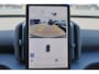 Volvo EX30 Extended Range Plus 69 kWh - Adaptive Cruise Control - Parkeercamera achter - Verwarmde voorstoelen & stuur - Parkeersensoren voor & achter - Navigatie - Extra getint glas - 19' LMV