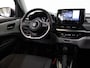 Suzuki Swift 1.2 Style Smart Hybrid | Navigatie | Parkeercamera | Cruise Control Adaptief | Climate Control | Stoelverwarming |