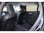 Volvo V60 T8 Recharge AWD Plus Dark - IntelliSafe Assist & Surround - 360º Camera - Harman/Kardon audio - Adaptieve LED koplampen - Verwarmde voorstoelen, stuur & achterbank - Parkeersensoren voor & achter - Elektr. bedienb. voorstoelen met geheugen - Extra getint glas - 19' LMV