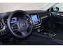 Volvo V60 T8 Recharge AWD Plus Dark - IntelliSafe Assist & Surround - 360º Camera - Harman/Kardon audio - Adaptieve LED koplampen - Verwarmde voorstoelen, stuur & achterbank - Parkeersensoren voor & achter - Elektr. bedienb. voorstoelen met geheugen - Extra getint glas - 19' LMV
