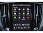 Volvo V60 T8 Recharge AWD Plus Dark - IntelliSafe Assist & Surround - 360º Camera - Harman/Kardon audio - Adaptieve LED koplampen - Verwarmde voorstoelen, stuur & achterbank - Parkeersensoren voor & achter - Elektr. bedienb. voorstoelen met geheugen - Extra getint glas - 19' LMV