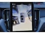Volvo XC60 T6 Recharge AWD Plus Black Edition - IntelliSafe Assist & Surround - 360º Camera - Harman/Kardon audio - Adaptieve LED koplampen - Verwarmde voorstoelen, stuur & achterbank - Parkeersensoren voor & achter - Elektr. bedienb. voorstoelen met geheugen - Draadloze tel. lader - Extra getint glas - 21' LMV