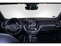 Volvo XC60 T6 Recharge AWD Plus Black Edition - IntelliSafe Assist & Surround - 360º Camera - Harman/Kardon audio - Adaptieve LED koplampen - Verwarmde voorstoelen, stuur & achterbank - Parkeersensoren voor & achter - Elektr. bedienb. voorstoelen met geheugen - Draadloze tel. lader - Extra getint glas - 21' LMV