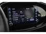 Toyota Aygo X 1.0 VVT-i MT Pulse | Stoelverwarming | Keyless | Apple Carplay / Android Auto | Parkeersensoren voor/achter | Adaptive Cruise | LED | Clima | Camera | 17 inch | Privacy glas