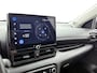 Toyota Yaris 1.5 Hybrid 115 Dynamic Comfort Pack | BTW voertuig | Dealer onderhouden | Dodehoek detectie | Stoel+stuurverwarming | Parkeersensoren voor+achter | Apple CarPlay/Android auto |