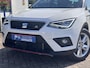SEAT Arona 1.5 TSI EVO FR l Trekhaak, LED, Navigatie, Apple CarPlay/Android Auto, Multifunctioneel stuurwiel, Parkeersensoren achter, Dealer onderhouden, Zeer nette wagen!