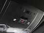 Lexus UX 250h F Sport Line | Adaptief Dempingsysteem | Stoelverwarming | Apple CarPlay / Android Auto |