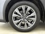 Lexus UX 250h F Sport Line | Adaptief Dempingsysteem | Stoelverwarming | Apple CarPlay / Android Auto |
