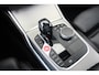 BMW 3-Serie M340i xDrive High Executive | 100% dealer onderhouden | Stoel/stuurverwarming | Schuif/kantel dak | Driving assist | Apple carplay/Android auto | Maxton kit | Head-up display | Memory seat | Virtual cockpit |