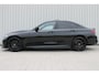 BMW 3-Serie M340i xDrive High Executive | 100% dealer onderhouden | Stoel/stuurverwarming | Schuif/kantel dak | Driving assist | Apple carplay/Android auto | Maxton kit | Head-up display | Memory seat | Virtual cockpit |