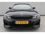 BMW 3-Serie M340i xDrive High Executive | 100% dealer onderhouden | Stoel/stuurverwarming | Schuif/kantel dak | Driving assist | Apple carplay/Android auto | Maxton kit | Head-up display | Memory seat | Virtual cockpit |