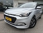 Hyundai i20 1.0 T-GDI Black Edition | Sensoren achter | Cruise control | Nav