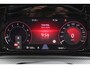 Volkswagen Golf 1.5 eTSI 150pk R-Line DSG Automaat Black Style / Panoramadak / Zwenkbare Trekhaak / Camera / App-Connect / Stuur & Stoelverwarming / 18" LMV
