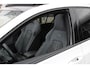 Volkswagen Golf 1.5 eTSI 150pk R-Line DSG Automaat Black Style / Panoramadak / Zwenkbare Trekhaak / Camera / App-Connect / Stuur & Stoelverwarming / 18" LMV