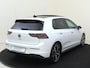 Volkswagen Golf 1.5 eHybrid GTE | Soh 100% | Panoramadak | Trekhaak | Black style | Head-up display | Adaptieve demping | Adaptieve cruise control | Parkeerassistent | Navigatie |