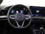 Volkswagen Golf 1.5 TSI Life | 360 camera | Head-up display | Digital cockpit Pro | Ergo-Active bestuurdersstoel | Lane assist | Stoel- en stuurwielverwarming | Sfeerverlichting |
