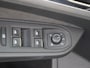 Volkswagen Golf 1.5 TSI Life | 360 camera | Head-up display | Digital cockpit Pro | Ergo-Active bestuurdersstoel | Lane assist | Stoel- en stuurwielverwarming | Sfeerverlichting |