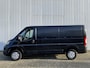 Peugeot Boxer 330 2.2 BlueHDi 120 L2H1 Asphalt | Leder | Navigatie | Achteruitrijcamera | Trekhaak | Lichtmetalen velgen | Airco