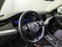 Skoda Octavia Combi 1.0 e-TSI Business Edition | Panoramadak | Stoelverwarming | Achteruitrijcamera | Navigatie |