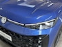 Volkswagen T-Roc 1.5 eTsi R-Line First Edition | IQ light | Pano | Trekhaak |