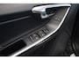 Volvo XC60 2.0 T5 FWD Ocean Race R Design Automaat | Leder | Trekhaak | LED
