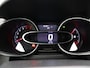 Renault Clio TCe 90pk Intens | Uniek lage km stand | Dealer onderhouden | Climate control | Cruise control | Navigatie |