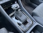 Skoda Karoq 1.5 TSI ACT Style / AUTOMAAT/ TREKHAAK/ DIGITAL DASH/ NAVI/ SMARTLINK/ PARK. SENSOREN + CAMERA/ CLIMATE/ STOELVERWARMING