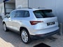 Skoda Karoq 1.5 TSI ACT Style / AUTOMAAT/ TREKHAAK/ DIGITAL DASH/ NAVI/ SMARTLINK/ PARK. SENSOREN + CAMERA/ CLIMATE/ STOELVERWARMING