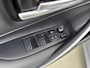 Toyota Corolla Touring Sports 2.0 184 PK Hybrid Style Bi-Tone | Dodehoek-detectie | Stoel / Stuur Verwarming |