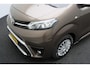 Toyota ProAce Worker 2.0 D-4D Professional 2016 | Navigatie | Trekhaak | Airco | Cruise Control | Stuurwiel Bediening | DAB Radio | Nationale Autopas | 2 Sleutels