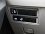 Toyota Yaris 1.5 Hybrid Executive | Lichte kleur interieur | Head-Up Display | Dodehoek detectie | Parkeersensoren Voor+Achter | Stoel+stuurverwarming | Navigatie | Apple CarPlay/Android auto | Cruise Control Adaptive |