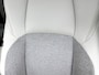 Toyota Yaris 1.5 Hybrid Executive | Lichte kleur interieur | Head-Up Display | Dodehoek detectie | Parkeersensoren Voor+Achter | Stoel+stuurverwarming | Navigatie | Apple CarPlay/Android auto | Cruise Control Adaptive |