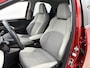 Toyota Yaris 1.5 Hybrid Executive | Lichte kleur interieur | Head-Up Display | Dodehoek detectie | Parkeersensoren Voor+Achter | Stoel+stuurverwarming | Navigatie | Apple CarPlay/Android auto | Cruise Control Adaptive |