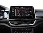 Volkswagen T-Roc 1.5 TSI R-Line Business | 150 pk | 1e eigenaar | Navigatie | LED Matrix | Trekhaak | 19" Misano | Panaramadak |