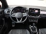 Volkswagen T-Roc 1.5 TSI R-Line Business | 150 pk | 1e eigenaar | Navigatie | LED Matrix | Trekhaak | 19" Misano | Panaramadak |