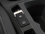 Volkswagen T-Roc 1.5 TSI R-Line Business | 150 pk | 1e eigenaar | Navigatie | LED Matrix | Trekhaak | 19" Misano | Panaramadak |