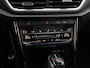 Volkswagen T-Roc 1.5 TSI R-Line Business | 150 pk | 1e eigenaar | Navigatie | LED Matrix | Trekhaak | 19" Misano | Panaramadak |