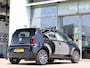 Volkswagen Up! 1.0 60 PK BMT high up! | Stoelverwarming | Climate Control | 15" LM | PDC |