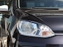 Volkswagen Up! 1.0 60 PK BMT high up! | Stoelverwarming | Climate Control | 15" LM | PDC |