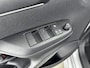 Toyota Yaris 1.5 Hybrid 115 Dynamic Limited | Stoelverwarming | Parkeersensoren | Apple Carplay-Android Auto |