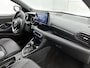 Toyota Yaris 1.5 Hybrid Executive + | JBL | Head-Up Display | Dodehoek detectie | Stoel+stuurverwarming | Parkeersensoren voor+achter | Draadloze telefoonlader | Navigatie | Apple CarPlay/Android Auto |