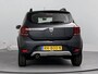 Dacia Sandero 0.9 TCe SL Stepway Airco | Bluetooth | Buitenspiegels Elektrisch Verstelbaar | Cruise Control | Dakrails | Lederen Stuurwiel | Lichtmetalen Velgen | Navigatiesysteem | Parkeersensoren Achter | Achteruitrijcamera
