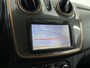 Dacia Sandero 0.9 TCe SL Stepway Airco | Bluetooth | Buitenspiegels Elektrisch Verstelbaar | Cruise Control | Dakrails | Lederen Stuurwiel | Lichtmetalen Velgen | Navigatiesysteem | Parkeersensoren Achter | Achteruitrijcamera