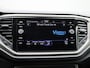 Volkswagen T-Roc 1.0 TSI Style Business Airco | Apple Carplay | Android Auto | Bluetooth | Buitenspiegels Elektrisch Verstel- en Verwarmbaar | Cruise Control Adaptief | Dakrails | Elektrisch Bedienbare Achterklep | Lederen Stuurwiel | Lichtmetalen Velgen | Naviagtiesysteem | Parkeersensor Voor en Achter | Stuurwiel Multifunctioneel