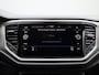 Volkswagen T-Roc 1.0 TSI Style Business Airco | Apple Carplay | Android Auto | Bluetooth | Buitenspiegels Elektrisch Verstel- en Verwarmbaar | Cruise Control Adaptief | Dakrails | Elektrisch Bedienbare Achterklep | Lederen Stuurwiel | Lichtmetalen Velgen | Naviagtiesysteem | Parkeersensor Voor en Achter | Stuurwiel Multifunctioneel