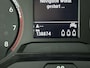 Volkswagen T-Roc 1.0 TSI Style Business Airco | Apple Carplay | Android Auto | Bluetooth | Buitenspiegels Elektrisch Verstel- en Verwarmbaar | Cruise Control Adaptief | Dakrails | Elektrisch Bedienbare Achterklep | Lederen Stuurwiel | Lichtmetalen Velgen | Naviagtiesysteem | Parkeersensor Voor en Achter | Stuurwiel Multifunctioneel