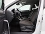 Volkswagen T-Roc 1.0 TSI Style Business Airco | Apple Carplay | Android Auto | Bluetooth | Buitenspiegels Elektrisch Verstel- en Verwarmbaar | Cruise Control Adaptief | Dakrails | Elektrisch Bedienbare Achterklep | Lederen Stuurwiel | Lichtmetalen Velgen | Naviagtiesysteem | Parkeersensor Voor en Achter | Stuurwiel Multifunctioneel